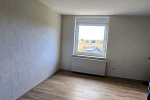 Großzügiges Zweifamilienhaus, in gutem Zustand und mit fabelhaftem Ausblick – Die vollständige Adresse der Immobilie erhältst du vom Anbieter., 31737 Rinteln – Vorschaubild 7
