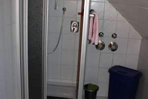 Großzügiges 3‑Familienhaus mit Doppelgarage, Photovoltaikanlage und weitläufigem Garten – Die vollständige Adresse der Immobilie erhältst du vom Anbieter., 90587 Veitsbronn – Vorschaubild 40