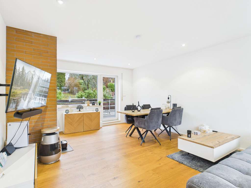 Immobilie in Wilnsdorf - Eigentum oder Vermietung? Bezugsfreie Wohnung in Oberdielfen - Bild 1