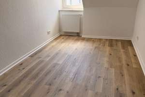 Wohnen mit Charakter: 3-Zimmer-Dachgeschosswohnung in Barmen – Färberstrasse 42275 Wuppertal 21, 42275 Barmen, Wuppertal – Vorschaubild 4