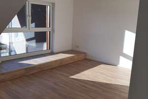 Frisch renovierte 2-Zimmer-Wohnung im DG – Elser Kirchstraße 4, 33106 Elsen, Paderborn – Vorschaubild 4