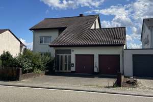Großes EFH mit tollem Garten – Die vollständige Adresse der Immobilie erhältst du vom Anbieter., 67354 Römerberg – Vorschaubild 2