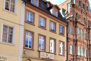 Charmante Maisonette Wohnung, in gepflegtem Denkmalanwesen, im Herzen der Heidelberger Altstadt
