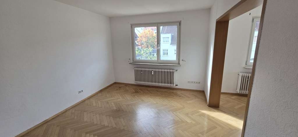 Immobilie in Neckarsulm - Charmante 4,5-Zimmer Dachgeschosswohnung in der Stadtmitte von Neckarsulm - Bild 2
