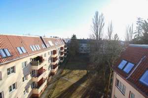 Wohnen über den Dächern: 3-Zimmer-Wohnung mit privater Aufdachterrasse in Lankwitz – Derfflingerstraße 45, 12249 Lankwitz, Berlin – Vorschaubild 15