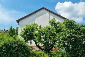 Erdgeschosswohnung sofort beziehbar! Gepflegtes Zweifam.-Haus mit Doppelgarage und Garten in ruhiger – Die vollständige Adresse der Immobilie erhältst du vom Anbieter., 97500 Ebelsbach – Vorschaubild 9