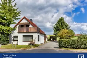 Gepflegtes Zweifamilienhaus mit mehreren Bauplätzen – Steinburg (Kreis) – Vorschaubild 1