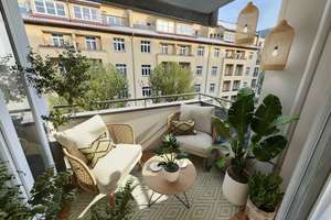 Stadtleben in Bestform: Gemütliche 1,5-Zimmer-Wohnung  im 4. OG mit Loggia und Aufzug