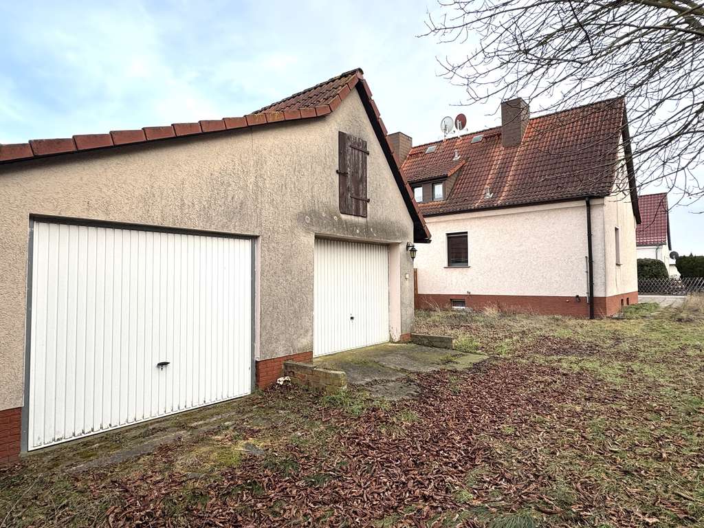 Immobilie in Teutschenthal - Großzügige Doppelhaushälfte in 06179 Teutschenthal OT Etzdorf - Bild 1