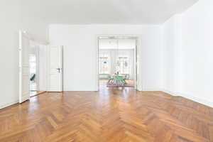 Oranienburger Straße: 5-6 Zimmerwohnung in denkmalgeschütztem Altbau mit vielen historischen Details – Berlin – Vorschaubild 20