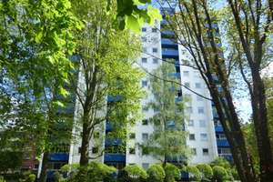 Attraktive 3-Zimmer Wohnung im 2. OG mit Balkon in Hamburg-Lokstedt – Julius-Vosseler-Strasse 35, 22527 Lokstedt, Hamburg – Vorschaubild 18