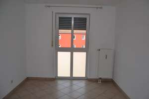 Wohnen mit Charakter: Zwei-Zimmer-Wohnung in Friedrichshofen – Cusanusstr. 42, 85049 Friedrichshofen-Hollerstauden, Ingolstadt – Vorschaubild 2
