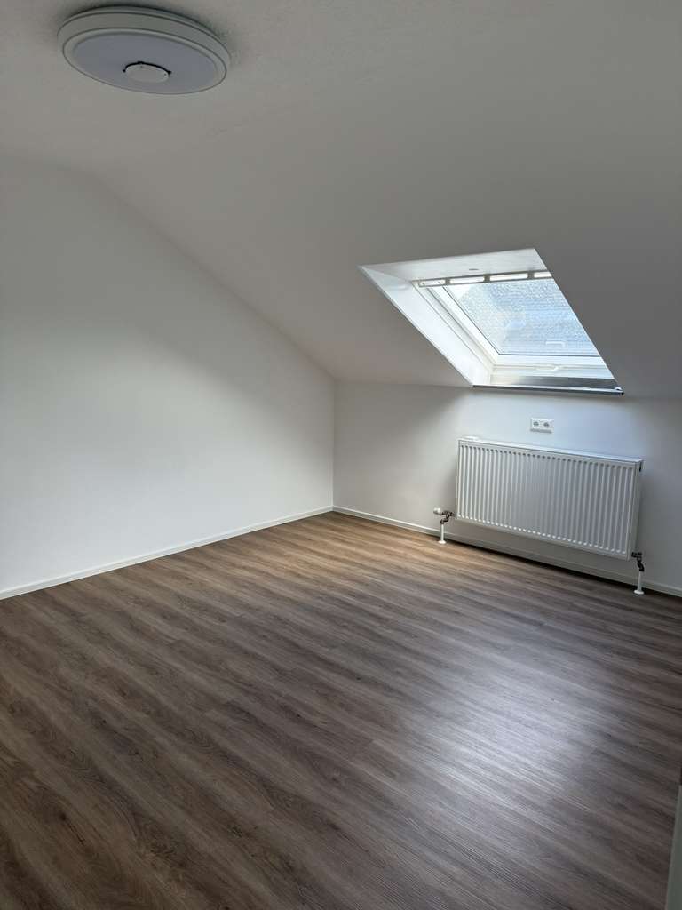 Immobilie in Umkirch - DG Wohnung in Umkirch - renoviert und unvermietet! - Bild 2