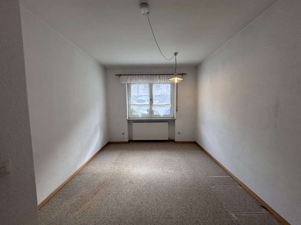 Immobilie in Elsenfeld - Herrlicher Ausblick und ruhige Lage ... Einfamilienhaus mit viel Platz zum Ausbreiten! - Bild 3