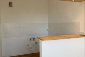 3 Zimmer mit Ausblick – Gustav-Jeuthe-Straße 14, 6849 Süd, Dessau-Roßlau – Vorschaubild 2