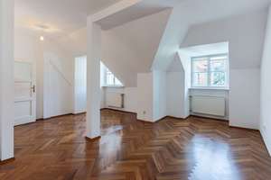 **Historischer Charme über den Dächern Lehels – Denkmalgeschützte Altbauwohnung im Dachgeschoss** – Die vollständige Adresse der Immobilie erhältst du vom Anbieter., 80538 Englischer Garten, München – Vorschaubild 1