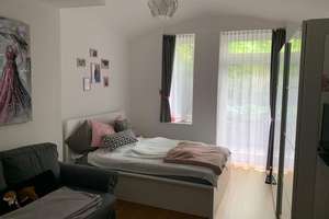 Charmante 2-Zimmer-Altbauwohnung mit Terrasse im Herzen von Schwabing-West – Tengstr. 45, 80796 Neuschwabing, München – Vorschaubild 2