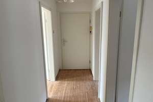 3-Zimmer-Wohnung im 4. OG mit Balkon in Saarbrücken – Werderstraße 52, 66117 Alt-Saarbrücken, Saarbrücken – Vorschaubild 2