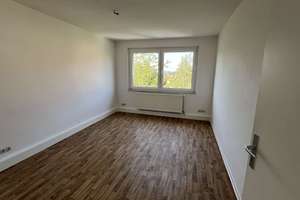 EBK*VIDEO*S-Bahn&Badesee&Wohnen im Grünen, Homeoffice/Pendeln(30Min. LEIPZIG), hilfsbereite Nachbarn – Straße des Friedens 38, 4552 Borna – Vorschaubild 2