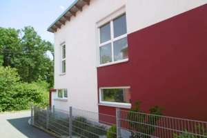 Architektenhaus am Waldrand, teilmöbliert, Pool, A+ Energie, Keller – Am Ziegelacker 1i, 91080 Marloffstein – Vorschaubild 2