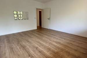 Gepflegte 4-Zimmer-Wohnung mit Balkon und idealer Infrastruktur  – Schalker Straße 114, 45881 Schalke, Gelsenkirchen – Vorschaubild 9
