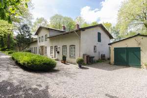 repräsentatives Landhaus mit Parkgrundstück, Pferdestall und Scheune in schöner Alleinlage – Die vollständige Adresse der Immobilie erhältst du vom Anbieter., 24601 Stolpe – Vorschaubild 3