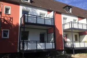 2 Zimmer Wohnung mit Balkon in absolut ruhiger Lage, mitten in Heisingen, auf Wunsch mit Küche – Malmedystr. 42A, 45259 Essen – Vorschaubild 1
