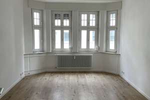 Stilvolle 4-Zimmer Altbauwohnung in Aschaffenburg Stadtmitte – Die vollständige Adresse der Immobilie erhältst du vom Anbieter., 63739 Stadtmitte, Aschaffenburg – Vorschaubild 2