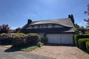 Elegante Villa in begehrter Lage! – Mönchengladbach – Vorschaubild 1
