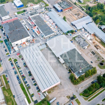 Lagerhalle | 5 Rolltore | Gleisanschluss möglich