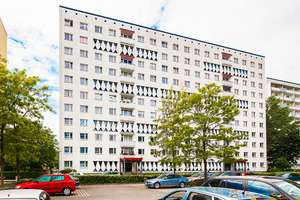 Mit Loggia und Aufzug