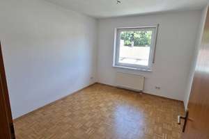 Helle 4,5-Zimmer-Wohnung  mit Balkon und Gartennutzung in Essen-Stoppenberg – Kapitelwiese 81, 45141 Stoppenberg, Essen – Vorschaubild 13