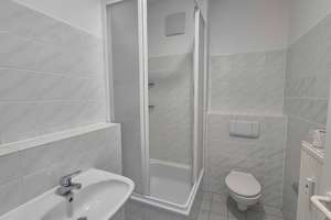 Dachgeschoss-Wohnung auf 2 Ebenen** 4 Zimmer + 2 Bäder + viel Platz – Gisperslebener Straße 41, 99089 Ilversgehofen, Erfurt – Vorschaubild 10