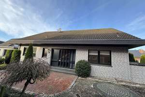 ***Grundsolides & geräumiges Einfamilienhaus im Herzen von Raesfeld*** – Die vollständige Adresse der Immobilie erhältst du vom Anbieter., 46348 Raesfeld – Vorschaubild 1
