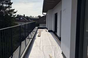 Exklusives Penthouse mit Dachterrasse, 3-Zimmern, Kühlung über FBH u. Einbauküche