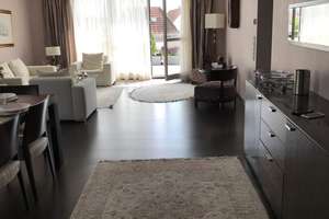 Modernes 4-Zimmer-Penthouse mit großer Dachterrasse und 2 Tiefgaragenstellplätzen – Jourdanallee 7, 64546 Mörfelden-Walldorf – Vorschaubild 4
