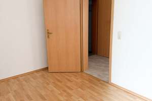 Renovierte 3-Raum-Wohnung direkt im Zentrum von Annaberg! – Buchholzer Str. 11, 9456 Annaberg-Buchholz – Vorschaubild 6