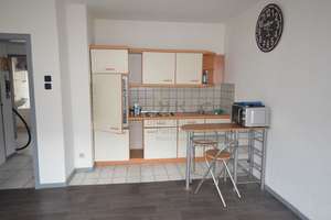 Tolle 2-Raumwohnung mit Einbauküche und Gartennutzung! – Die vollständige Adresse der Immobilie erhältst du vom Anbieter., 47137 Untermeiderich, Duisburg – Vorschaubild 2