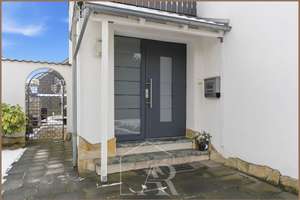 Ruhige Lage, großzügiger Grundriss, solide Basis – Ihr neues Zuhause in Grevenbroich – Die vollständige Adresse der Immobilie erhältst du vom Anbieter., 41517 Grevenbroich – Vorschaubild 2