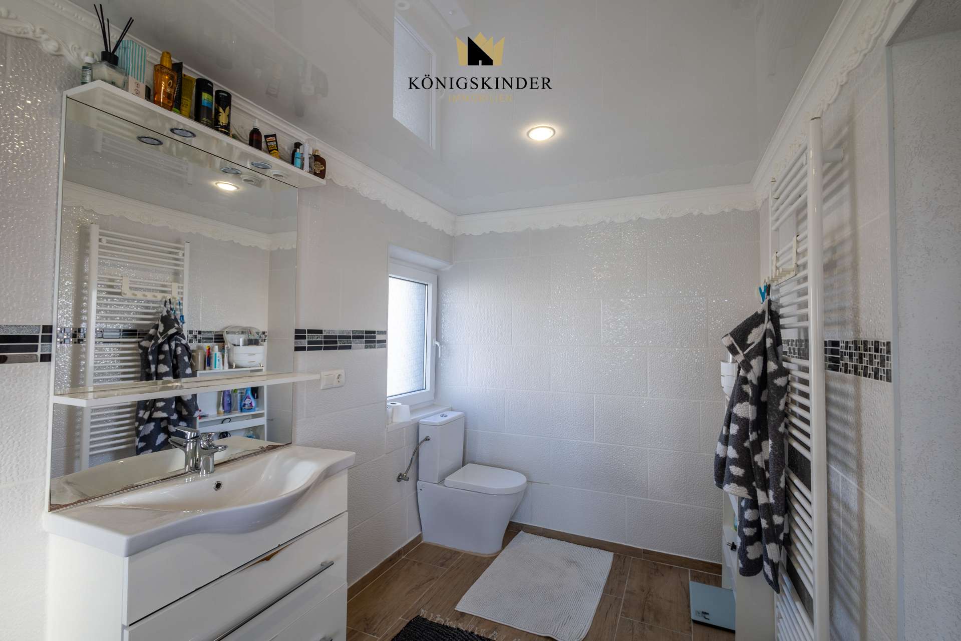 Immobilie in Bartholomä - Charmante und umfassend sanierte Wohlfühloase - einfach einziehen und genießen! - Bild 10