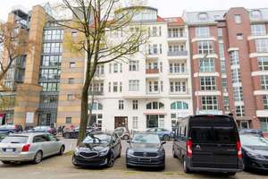 Bezugsfreie 1-Zimmer-Altbauwohnung in Wilmersdorf | Einbauküche | Keller | 36 m² | sehr gute Lage!