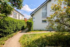 2,5-Zimmer-Wohnung mit Einfamilienhaus­charakter in Berg am Laim