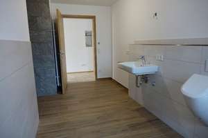 Exklusives Einfamilienhaus (DHH) mit 8 Zimmern in Antdorf – Hauptstraße 1b, 82387 Antdorf – Vorschaubild 10