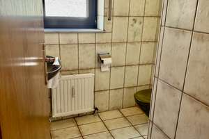 von privat: Gepflegtes Einfamilienhaus mit Einliegerwohnung in Zentrumslage von Stuttgart-Birkach – Birkheckenstraße 17a, 70599 Birkach-Nord, Stuttgart – Vorschaubild 11