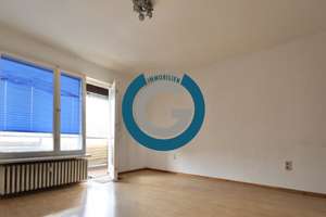 FÜR SINGLES ODER PENDLER - PRAKTISCHES CITY-APARTMENT - GROSSE LOGGIA – Am Gemeindepark 40 cc, 12249 Lankwitz, Berlin – Vorschaubild 1