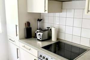 Ruhige Hinterhofwohnung in Bestlage: Helle EG‑Wohnung mit Terrasse – Heinrich-Roller-Straße 14, 10405 Prenzlauer Berg, Berlin – Vorschaubild 7