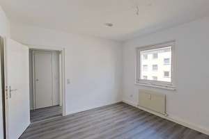 Viel Raum für Ihre Wohnträume – großzügige 4-Zimmer-Wohnung mit Balkon – Moorstraße 42, 49356 Diepholz – Vorschaubild 4