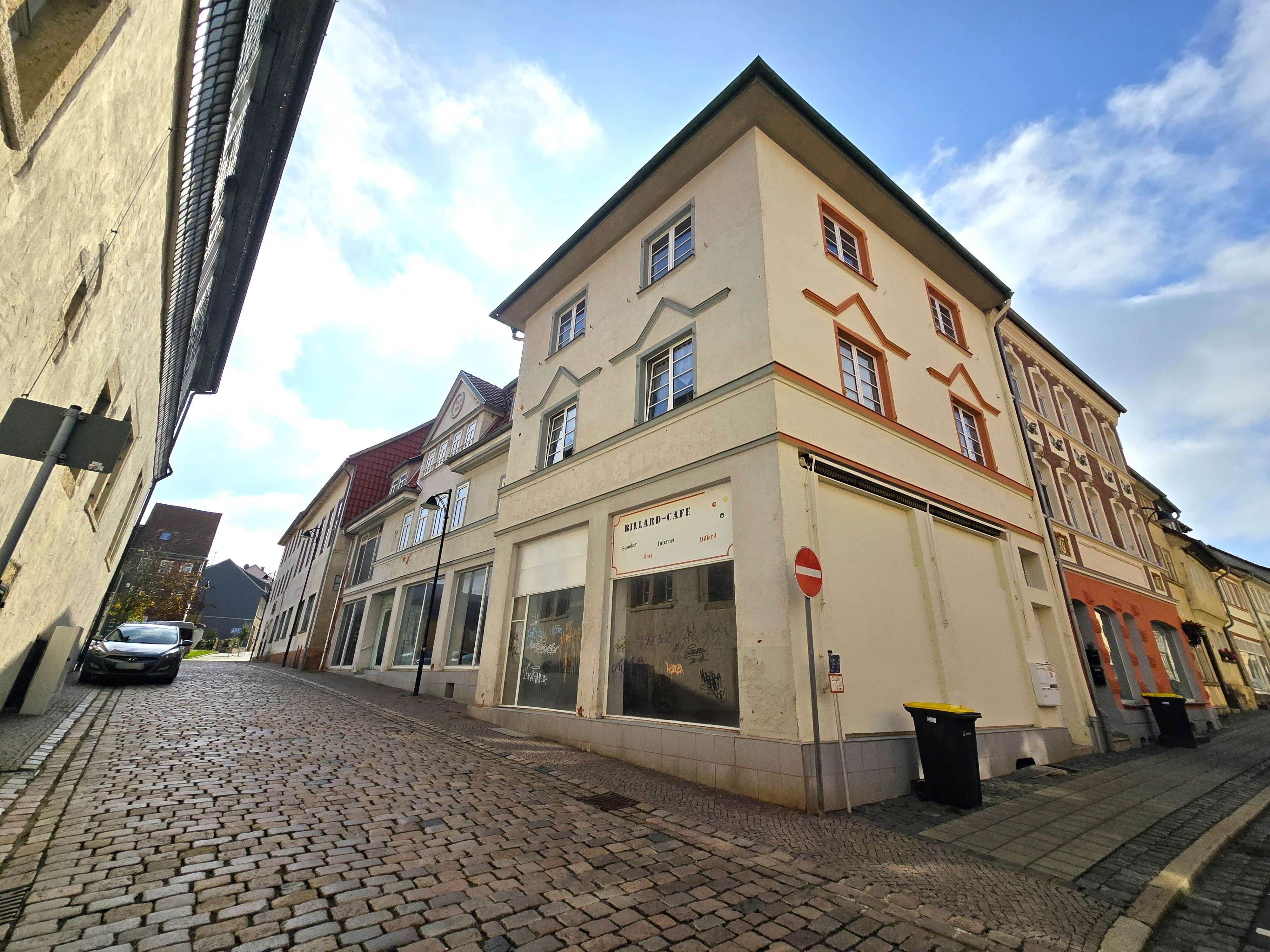 Renditeobjekt mit vier Wohnungen, Gewerbeeinheit und ausbaufähigem Dachgeschoss, Nordhausen Kreis – Bild 3