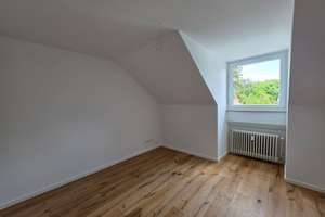 Charmante Dachgeschosswohnung in München  – Franz-Wüllner-Str. 15, 81247 Obermenzing, München – Vorschaubild 9