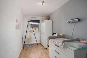 Bremen - Arsten | Modernes 5-Zimmer-Reihenhaus mit Terrasse und Garten in ruhiger Lage – Die vollständige Adresse der Immobilie erhältst du vom Anbieter., 28279 Arsten, Bremen – Vorschaubild 11